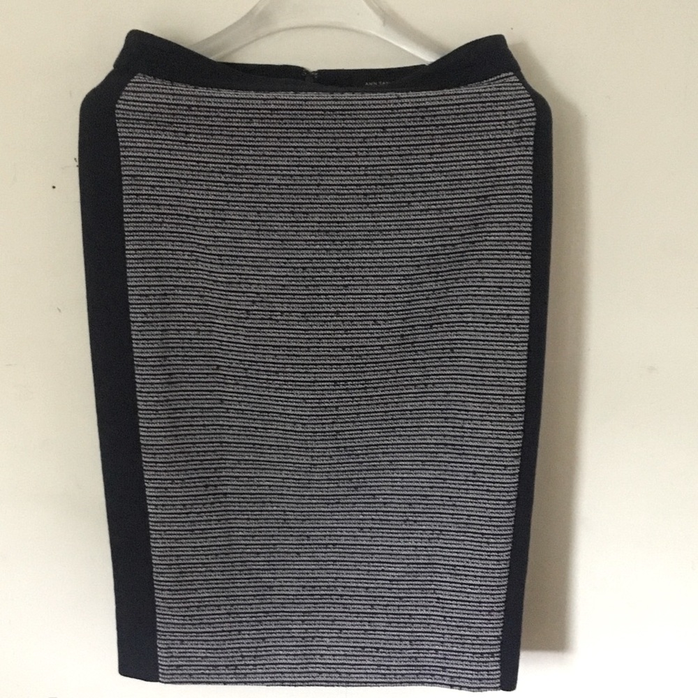 NWT Navy and Gray Pencil Skirt Ann Taylor Size 6